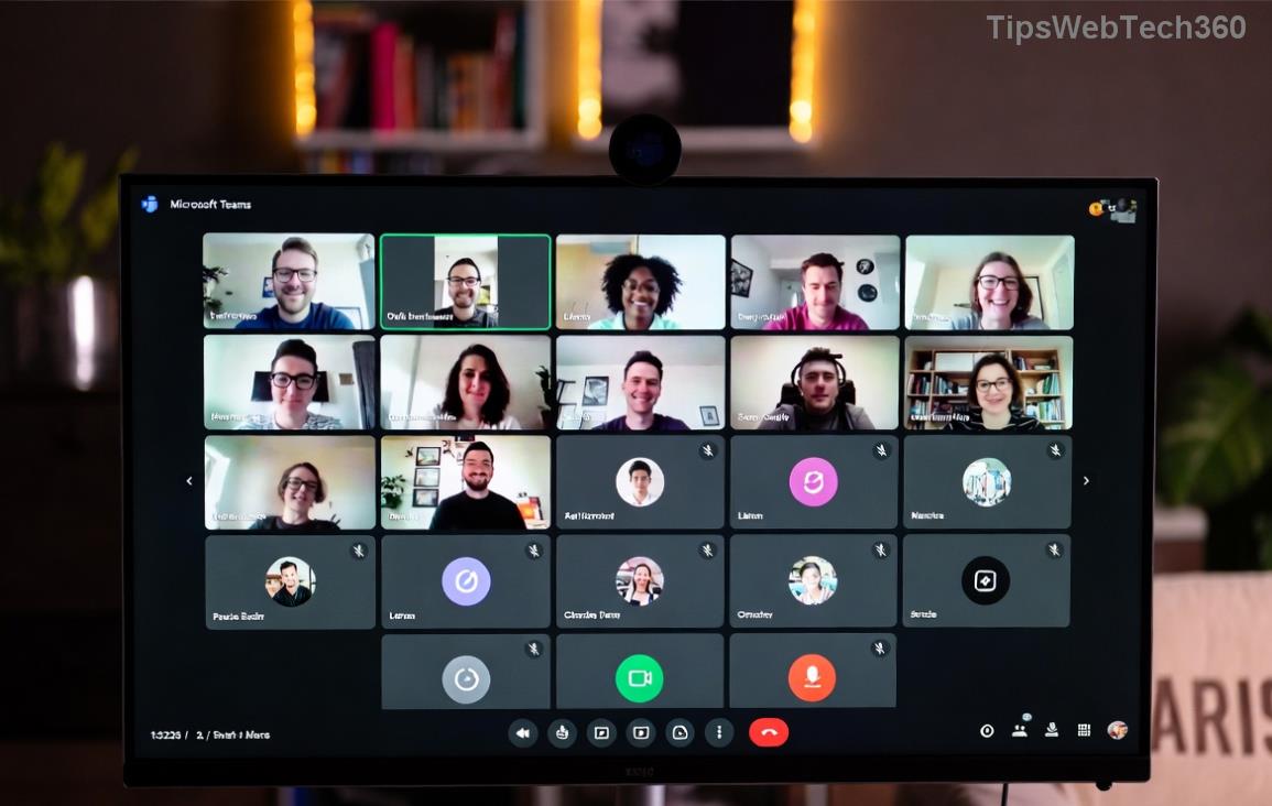 لقطة شاشة توضح كيفية إضافة حساب مايكروسوفت تيمز والتبديل بين الحسابات على نظام التشغيل ويندوز 11
