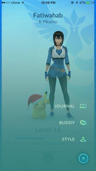 ポケモンGOのアバターから帽子、手袋、バックパックを外す方法