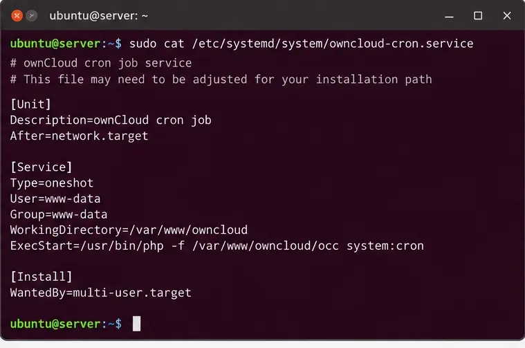 Terminal de Ubuntu que muestra una unidad owncloud-cron.service con Type=oneshot, www-data, WorkingDirectory y occ system:cron
