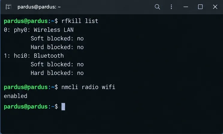 หน้าต่าง Pardus Terminal แสดงคำสั่ง rfkill โดยที่ Wireless LAN ไม่ได้ถูกบล็อก และ NetworkManager เปิดใช้งาน Wi-Fi radio อยู่