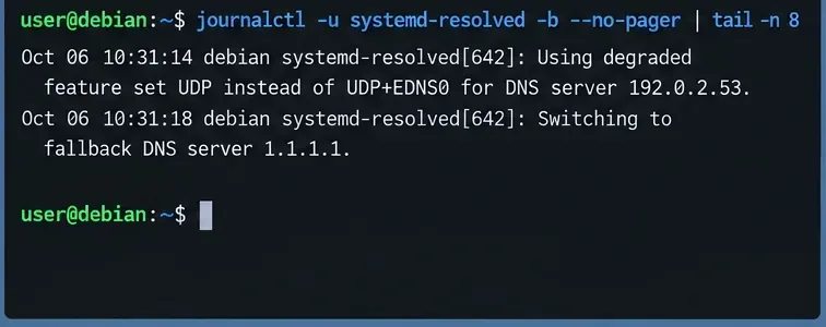 หน้าต่างเทอร์มินัลแสดงข้อความบันทึกการทำงานล่าสุดของ systemd-resolved เกี่ยวกับเซิร์ฟเวอร์ DNS ที่ทำงานผิดปกติและการเลือก DNS สำรอง