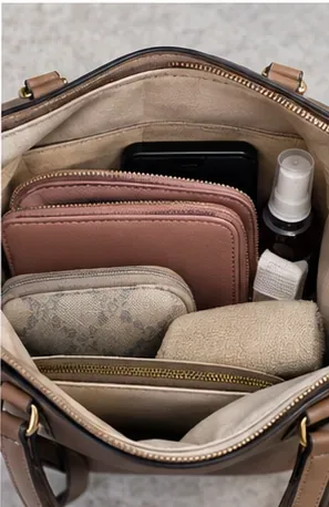 How to Clean the Inside of a Purse Without Damaging the Lining