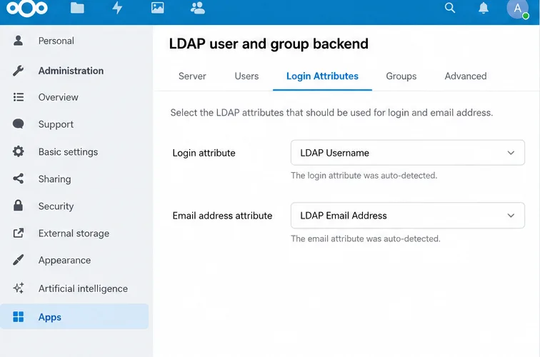 LDAP 로그인 속성 탭에는 LDAP 사용자 이름과 LDAP 이메일 주소가 로그인 일치 속성으로 나열됩니다.