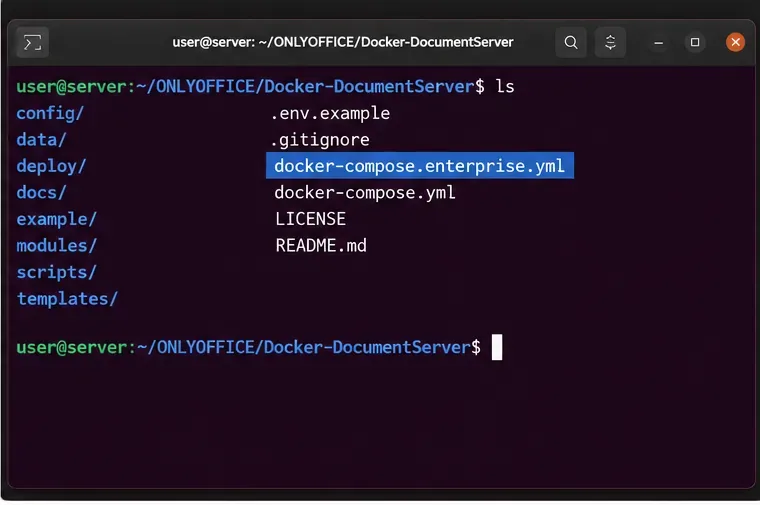 Una terminal Linux en el repositorio ONLYOFFICE Docker-DocumentServer con docker-compose.enterprise.yml seleccionado.