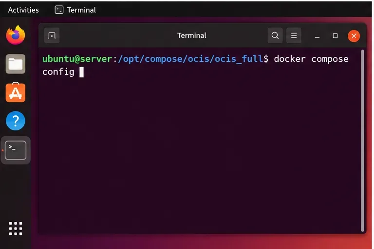 ownCloud 배포 디렉터리에 있는 Ubuntu 터미널에서 docker compose config 명령어를 실행하여 구성된 스택을 검증할 준비를 합니다.