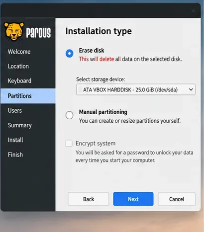 La pagina di partizionamento del programma di installazione Pardus offre opzioni di partizionamento manuale e con cancellazione del disco.