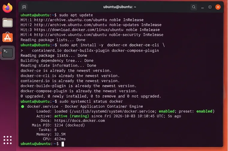 Docker 패키지가 설치되었고 Docker 서비스가 활성화되어 실행 중임을 보여주는 Ubuntu 터미널 화면입니다.