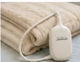 Как безопасно стирать электрическое одеяло Sunbeam: что делать до, во время и после стирки.