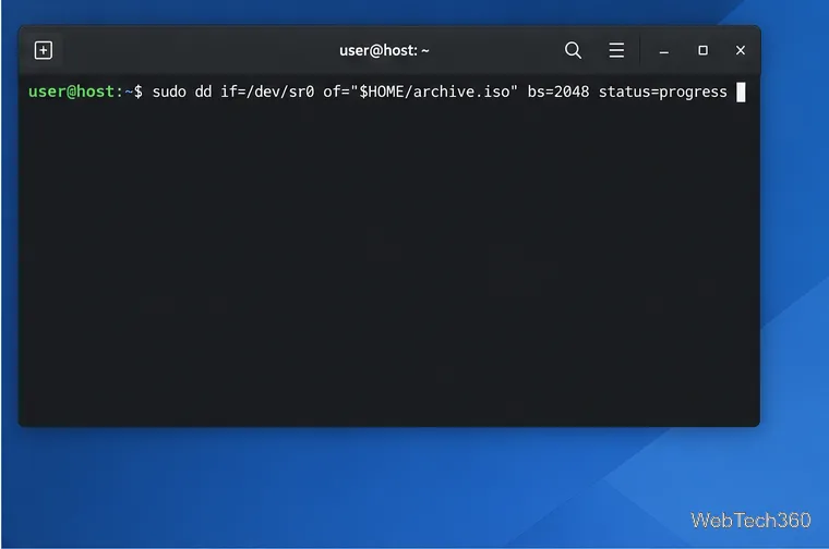 /dev/sr0 を archive.iso にコピーする dd コマンドが表示されているターミナル画面