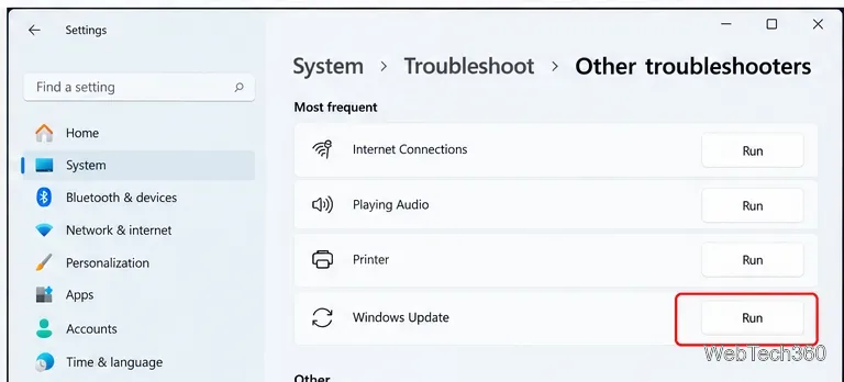 ภาพประกอบแสดงเครื่องมือแก้ไขปัญหาอื่นๆ ของ Windows 11 โดยเน้นที่ Windows Update และปุ่ม Run