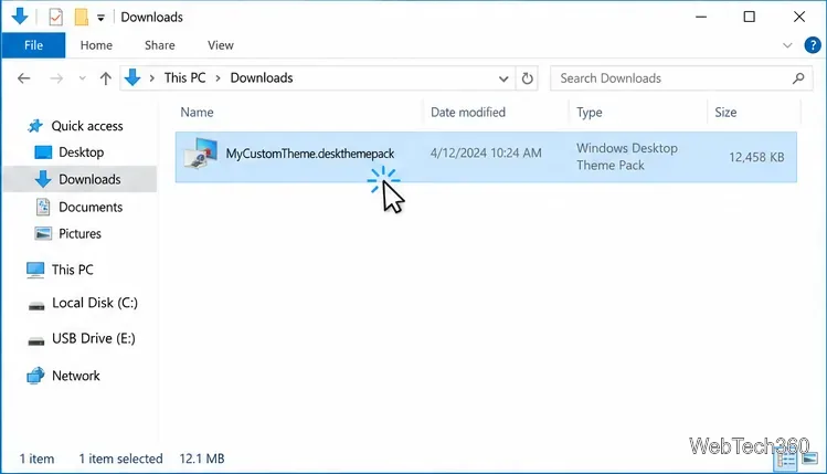 โปรแกรม File Explorer ของ Windows 10 ที่เลือกไฟล์ .deskthemepack ที่ดาวน์โหลดมาและพร้อมเปิด