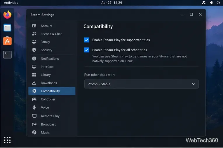 Configurações do Steam no Linux com o Steam Play ativado para títulos compatíveis e outros títulos, e Proton Stable selecionado.