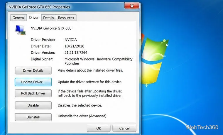 Windows 7 裝置屬性視窗的「驅動程式」標籤上顯示了提供者、日期、版本和回溯控制項。