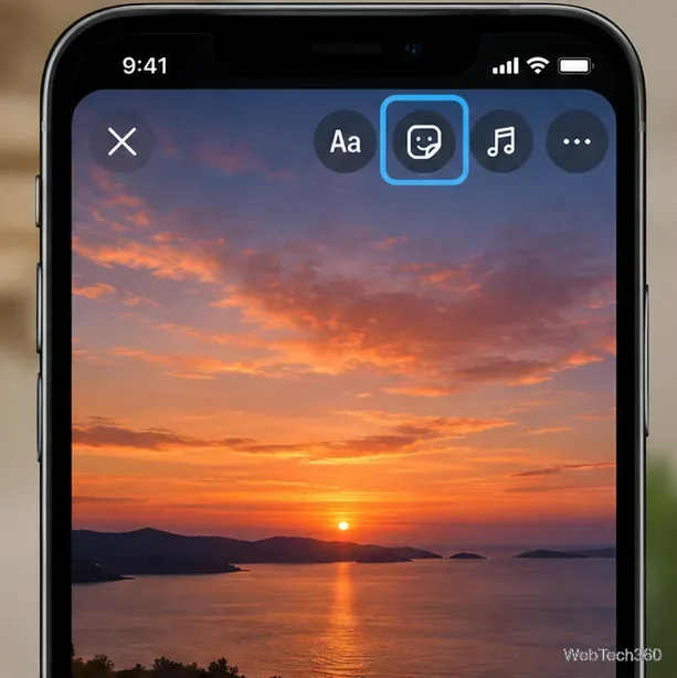 Instagramストーリーエディターに夕日の画像が表示され、ステッカーボタンがハイライト表示されている。