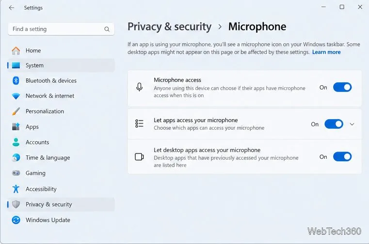 Pagina de microfon pentru Confidențialitate și securitate în Windows 11, cu accesul la microfon, accesul la aplicații și accesul la aplicațiile desktop activate.