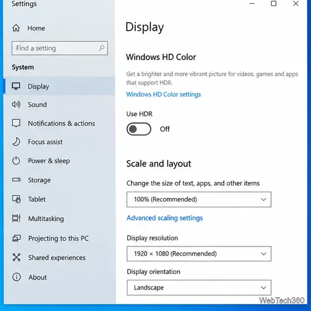В настройках дисплея Windows отображается цвет Windows HD с выключенным переключателем HDR.