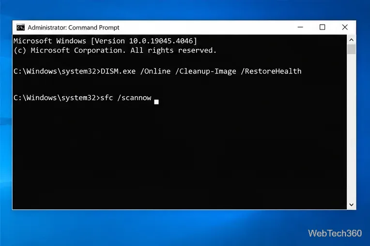 Командная строка администратора Windows 10 с командами DISM RestoreHealth и SFC scannow.